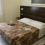 La Pace Hotel