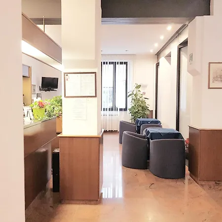 Hotel La Pace 2*
