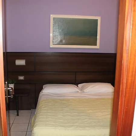 La Pace 2* Milan
