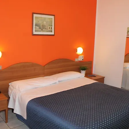 La Pace מילאנו