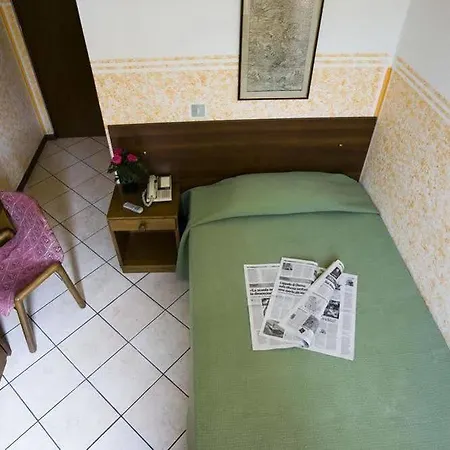Hotel La Pace Milan
