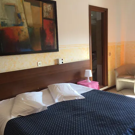 La Pace Hotel 2*