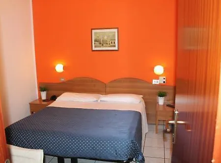 Otel La Pace 2*