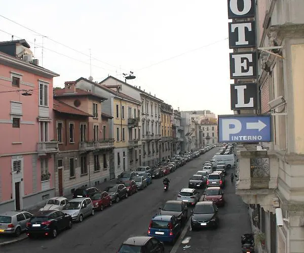 La Pace Hotel