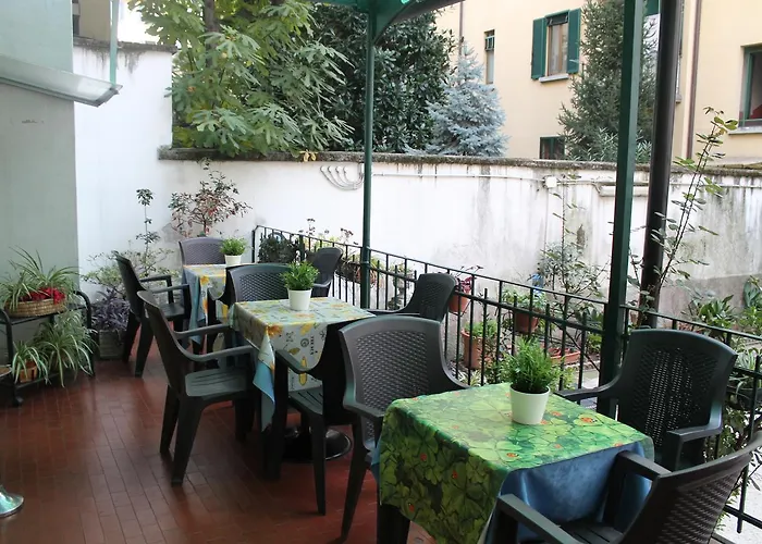 La Pace Hotel