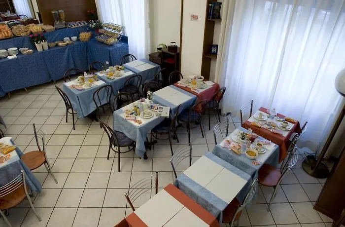 La Pace Hotel 2*