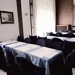 La Pace 2* Milano