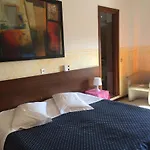 La Pace Hotel 2*